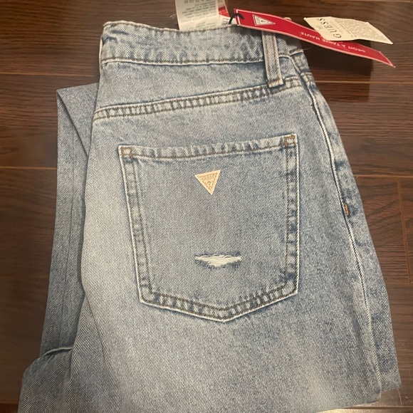 Brand new guess jeans - Picture 1 of 4